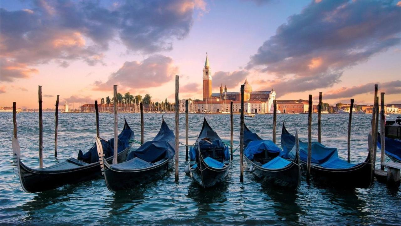 Mirandolina Venice Exclusive Apartment ภายนอก รูปภาพ